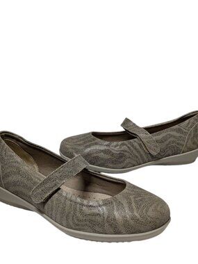 Cosyfeet Mary Jane Style Shoes With Adjustable Strap Size 8.5 US Women